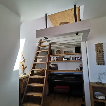Apartment Le 5e Ciel : Un Nid Au Dessus De *